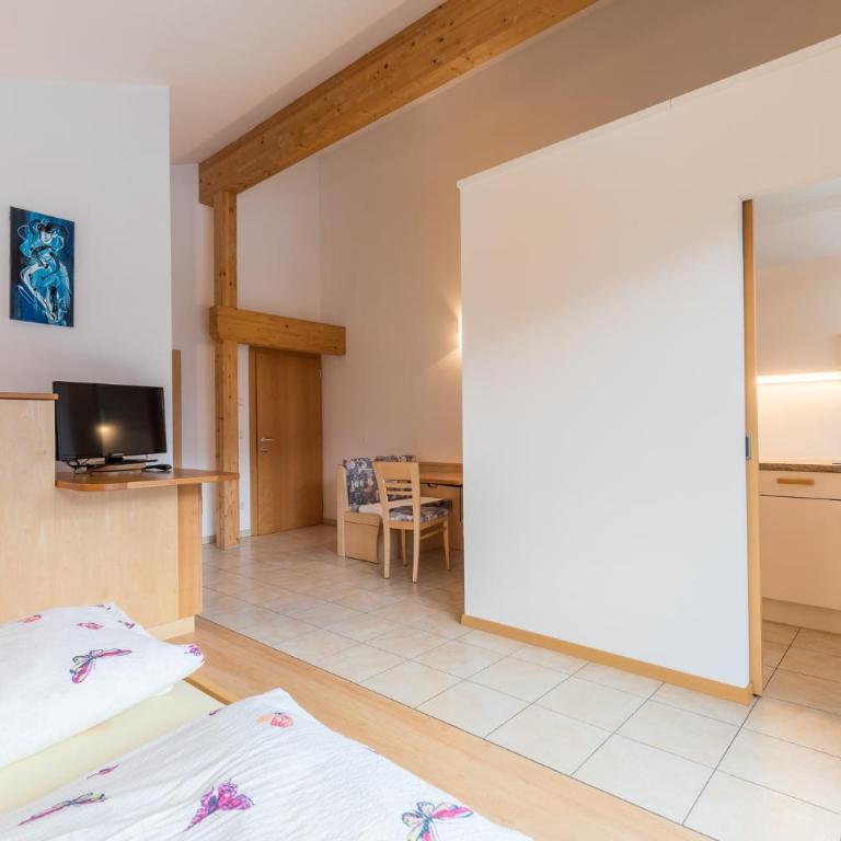 Appartements Haus Pichler - Apartment mit Balkon - 3