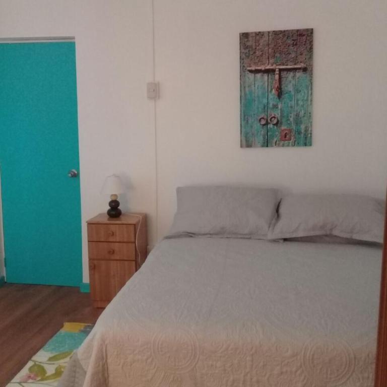 Hostal Casa Azul - Habitación Familiar con baño privado - 5