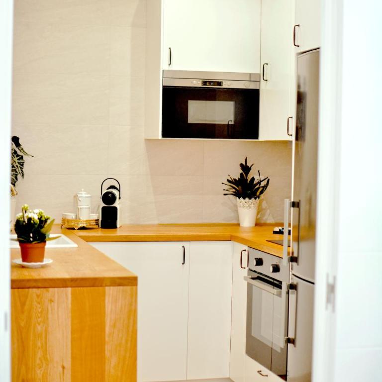 LUX CITYHALL + PARKING - Apartamento de 2 dormitorios - 11