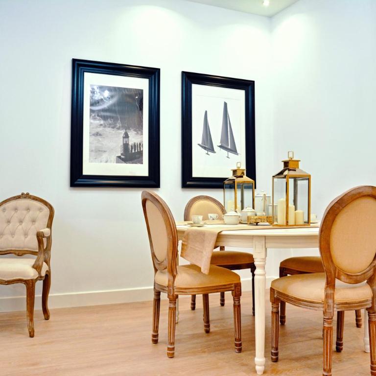 LUX CITYHALL + PARKING - Apartamento de 2 dormitorios - 15