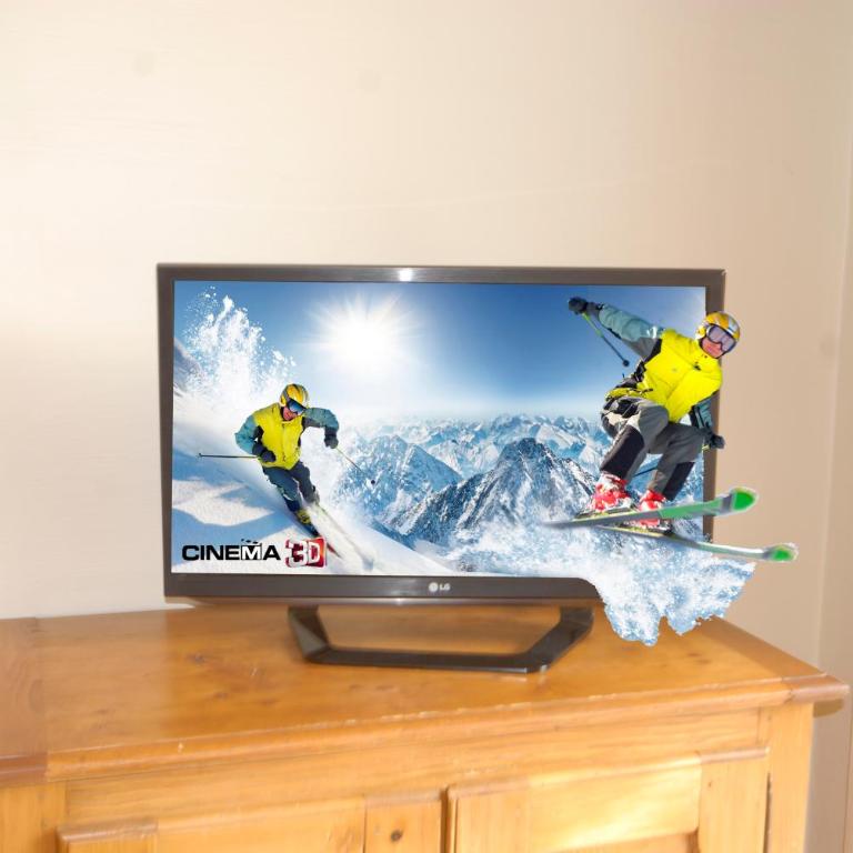 Front Ski Slope Chamonix Apartment - Apartment with Mountain View - 52