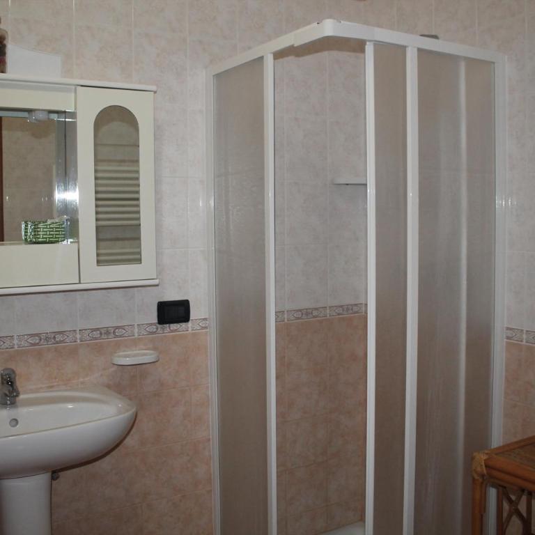 B&B Otranto 100 mt mare - Camera Quadrupla con Bagno Privato - 6