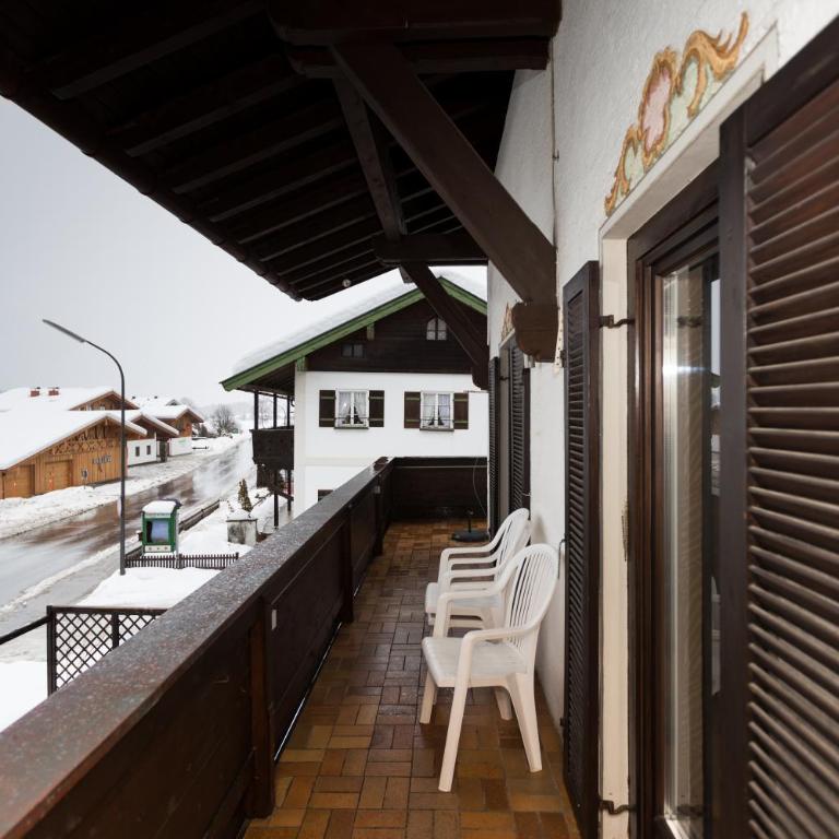 DEVA Hotel Kaiserblick - Doppelzimmer mit Balkon - 13