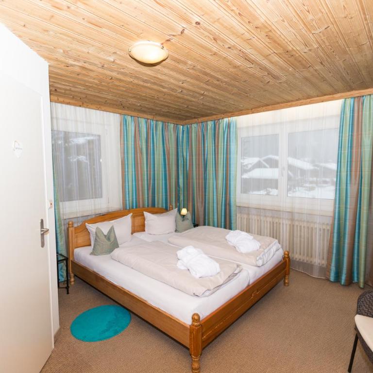 DEVA Hotel Kaiserblick - Doppelzimmer mit Balkon - 2