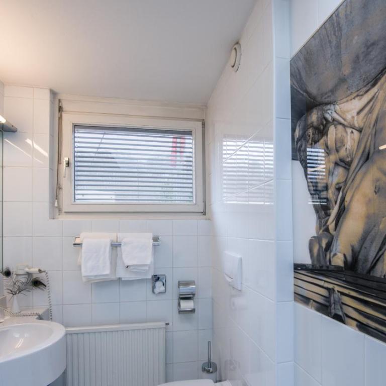 Hotel Neutor Express - Comfort Doppelzimmer mit Balkon - 10