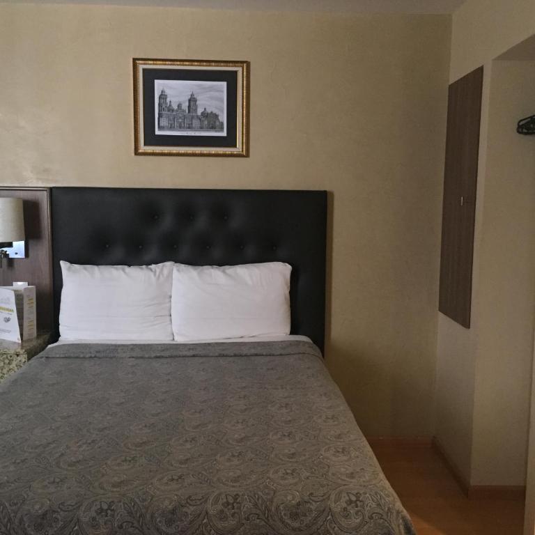 Hotel Castropol - Habitación Doble - 2 camas dobles - 16
