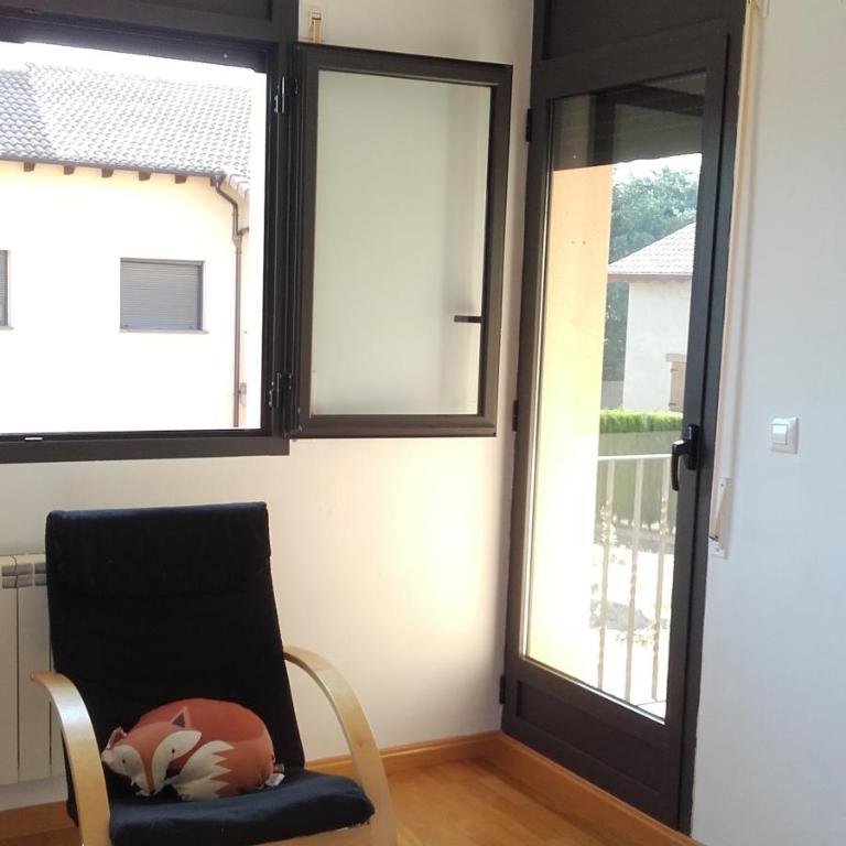 Apartamento Paola. Prepirineo. Senderismo, relax... - Apartment - 10