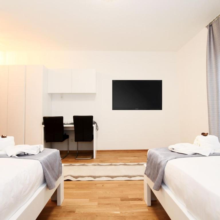Gästezimmer Hurem - Deluxe Doppel-/Zweibettzimmer mit Balkon - 19