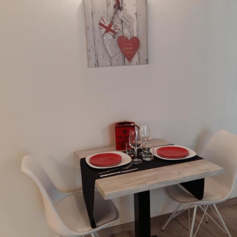 Antica Corte Como con balcone - Studio - 33
