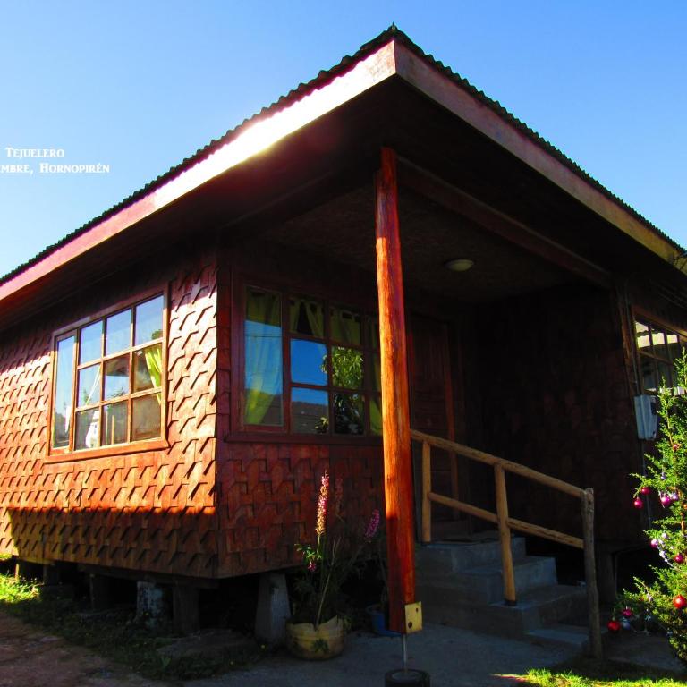 EL TEJUELERO Centro de Hornopirén y a Pocos Pasos de la Plaza - Two-Bedroom House - 1