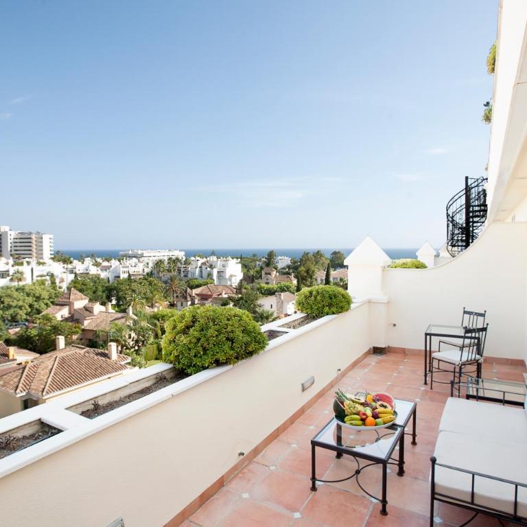 Apartamentos Guadalpin Boutique - Apartamento en el ático de 2 dormitorios con bañera de hidromasaje (4-5 adultos) - 9
