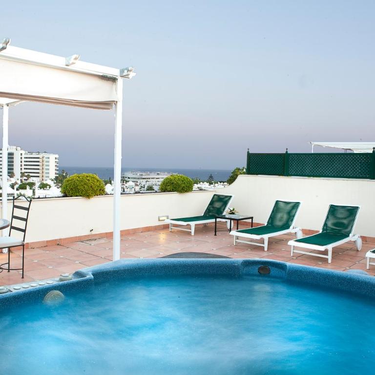 Apartamentos Guadalpin Boutique - Apartamento en el ático de 2 dormitorios con bañera de hidromasaje (4-5 adultos) - 5