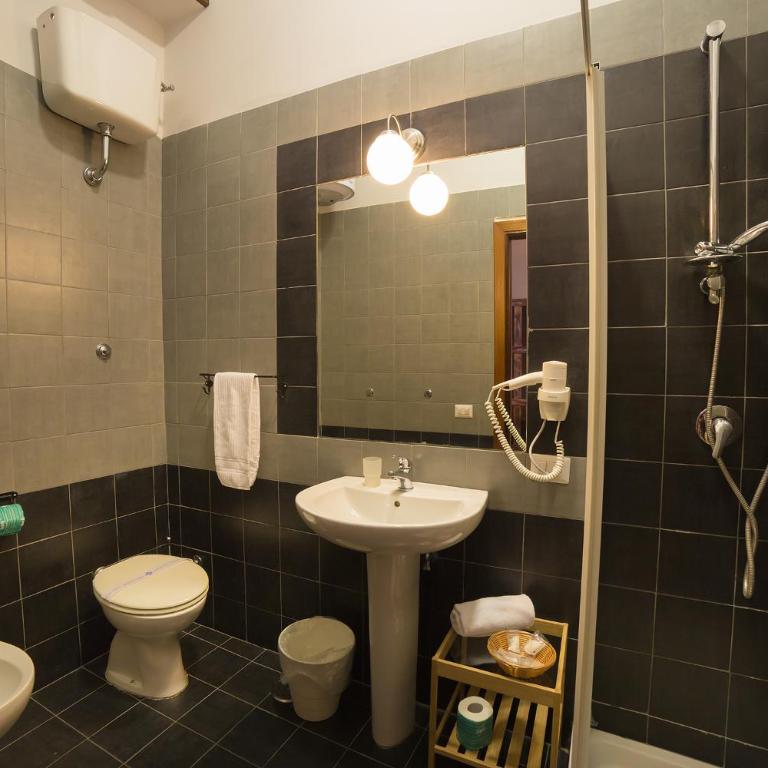 Le 4 Stagioni Dante's Suites H Napoli Centro, by ClaPa Group - Suite Queen Deluxe - 6