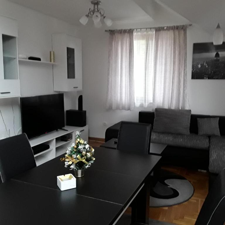 Apartmani Ivanovic - One-Bedroom Apartment - 6