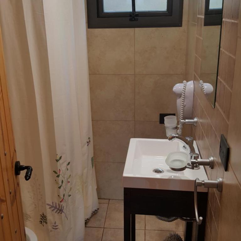Pendientes de Moquehue - One-Bedroom Chalet - 12