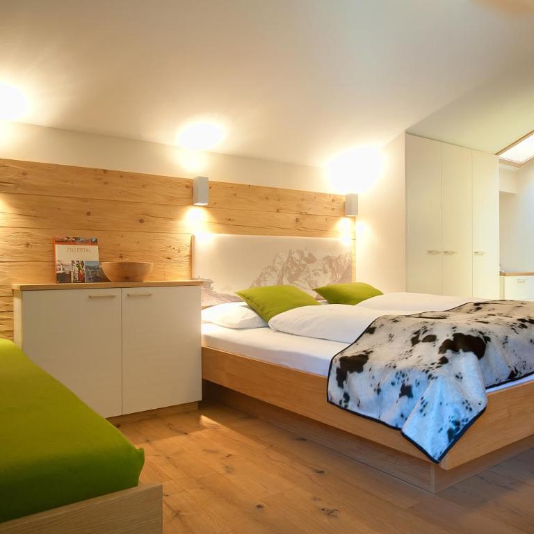 LEO Appartements - Studio mit Balkon - 1