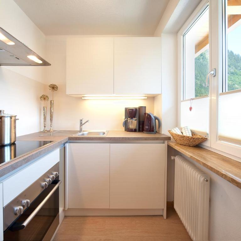 LEO Appartements - Apartment mit 2 Schlafzimmern und Balkon - 7