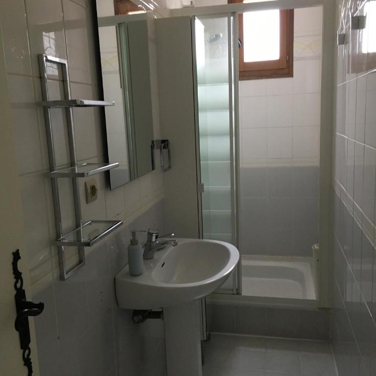 Monte Carlo View and Spa - Twin Room with Garden View - 5