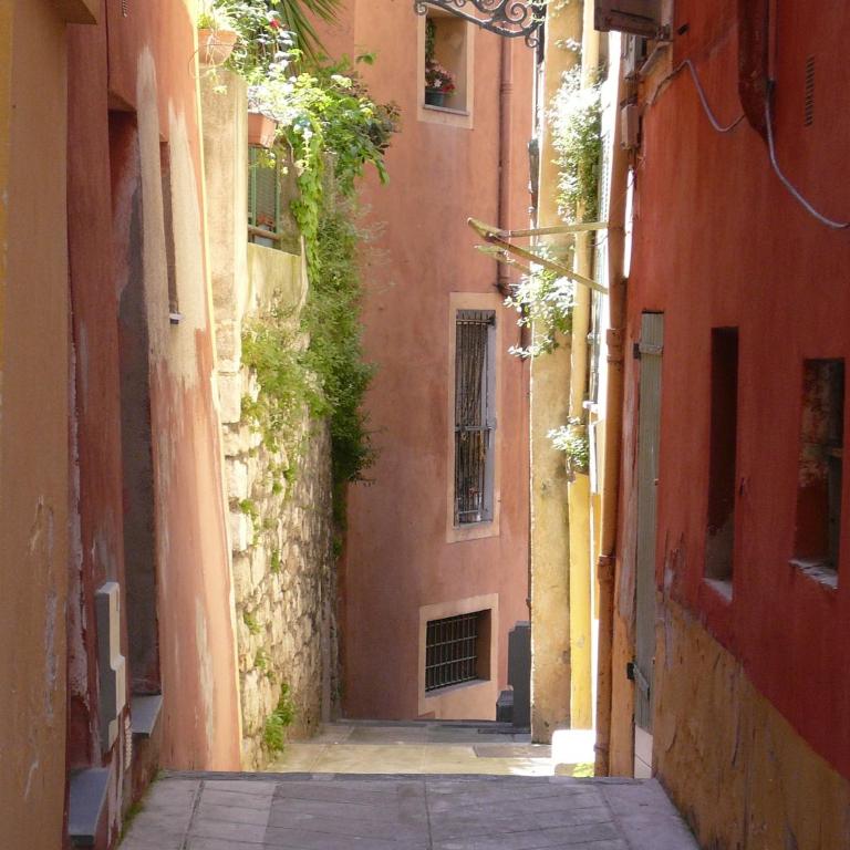 Appartements Vieux Nice / Marché aux fleurs - Appartement 1 Chambre avec Balcon - Ruelle Du Malonat - 10