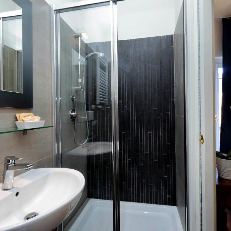 Midnight in Rome Guest House - Junior Suite con Terrazza - 2