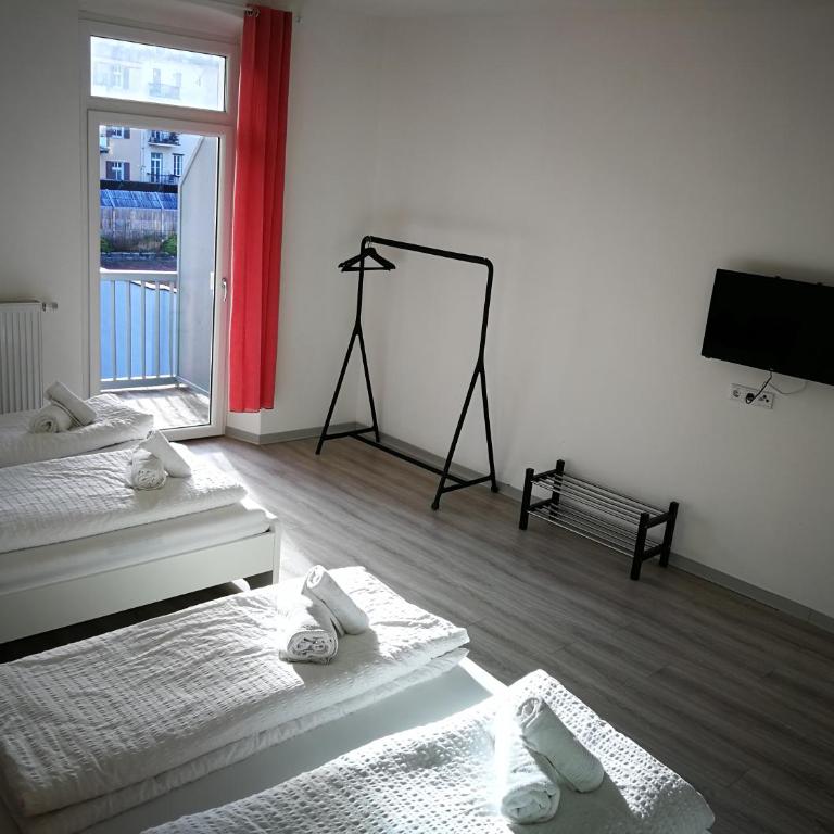 Iceman Room's Central - Camera Familiare - 6