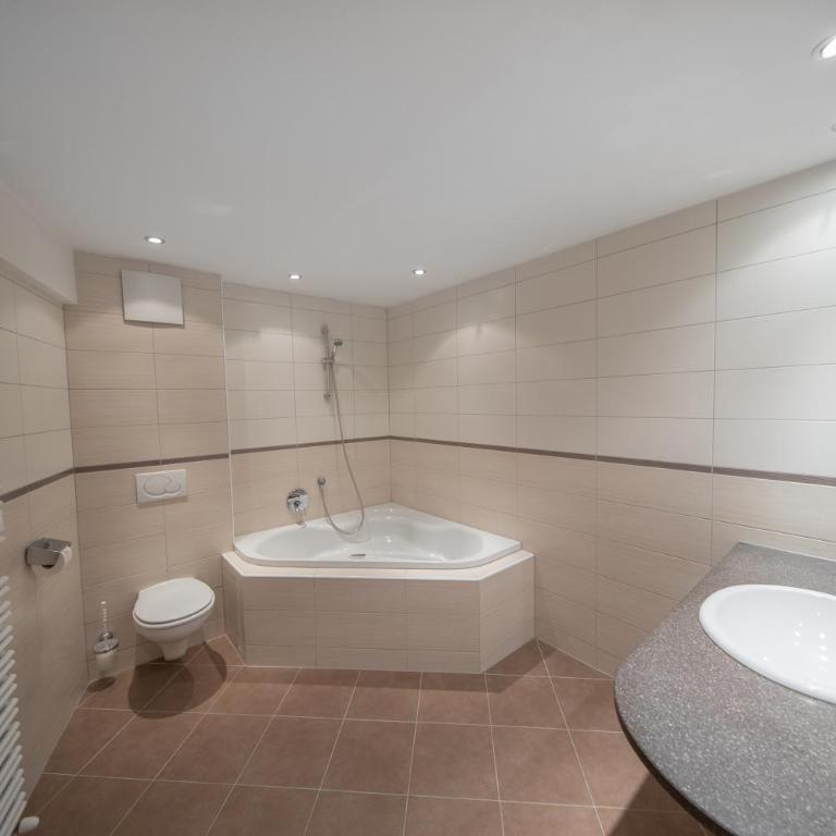 Hotel Albona - Suite mit 2 Schlafzimmern - 3
