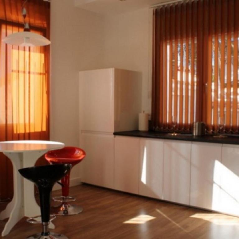 Goldhome - Montseny 11 - Private heated pool - Villa con piscina privada - 53