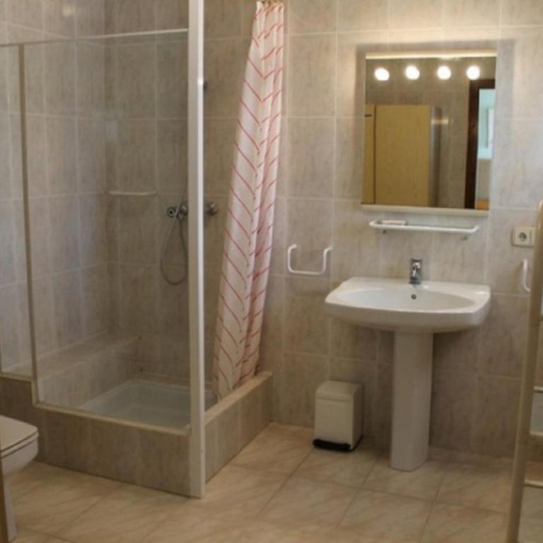 Goldhome - Montseny 11 - Private heated pool - Villa con piscina privada - 55