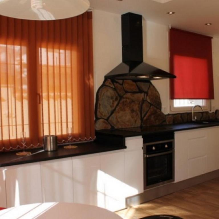 Goldhome - Montseny 11 - Private heated pool - Villa con piscina privada - 57