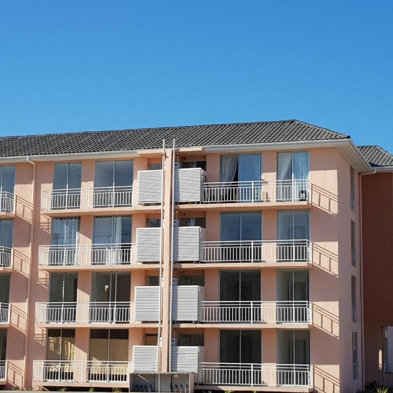 PUQ Rent Apartment - Three-Bedroom Apartment - 15