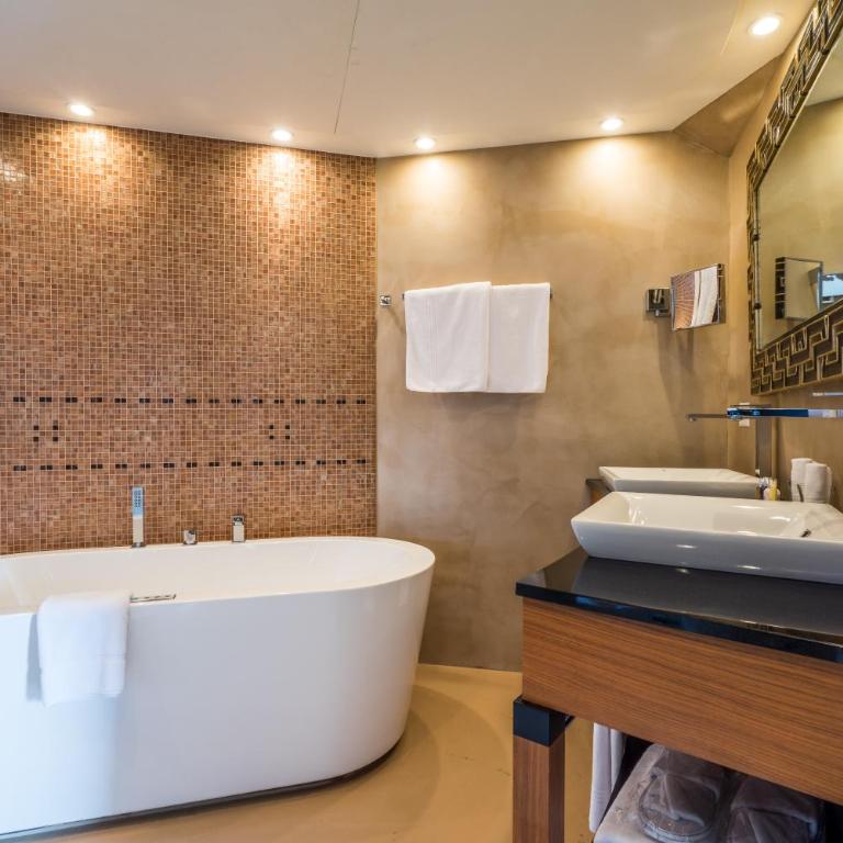 Art Deco Hotel Montana Luzern - Penthouse Spa-Suite mit Seeblick - 2