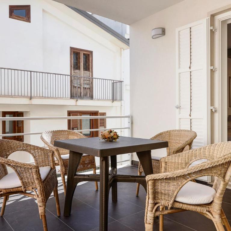 Casa Vacanza Talia CaseSicule - Two-Bedroom Apartment - 36