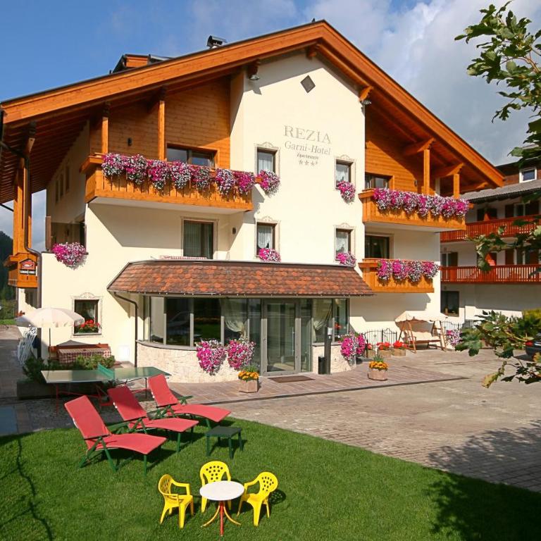 Garni Hotel Rezia - Camera Tripla - 1