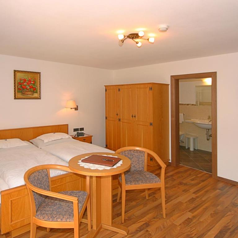 Garni Hotel Rezia - Camera Tripla - 4