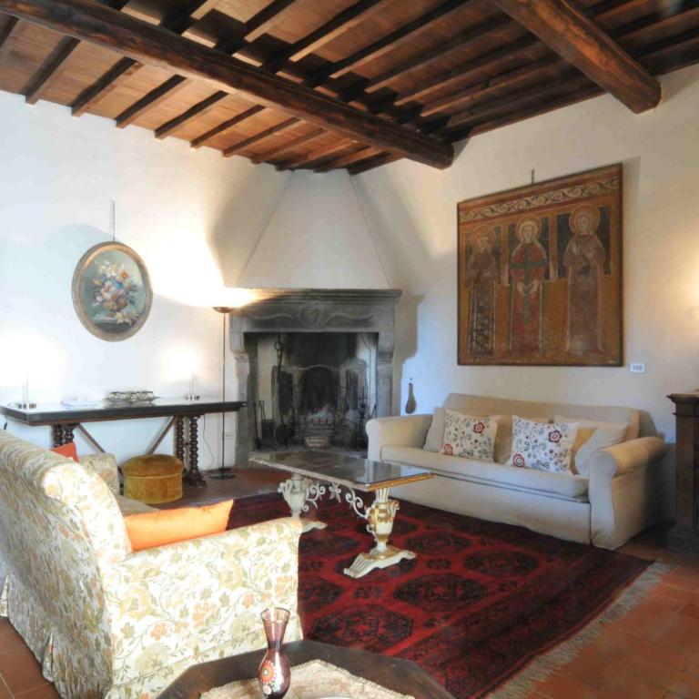Villa in Private Estate,shared Pool,parking,3km to Ponte Vecchio - Villa - 2