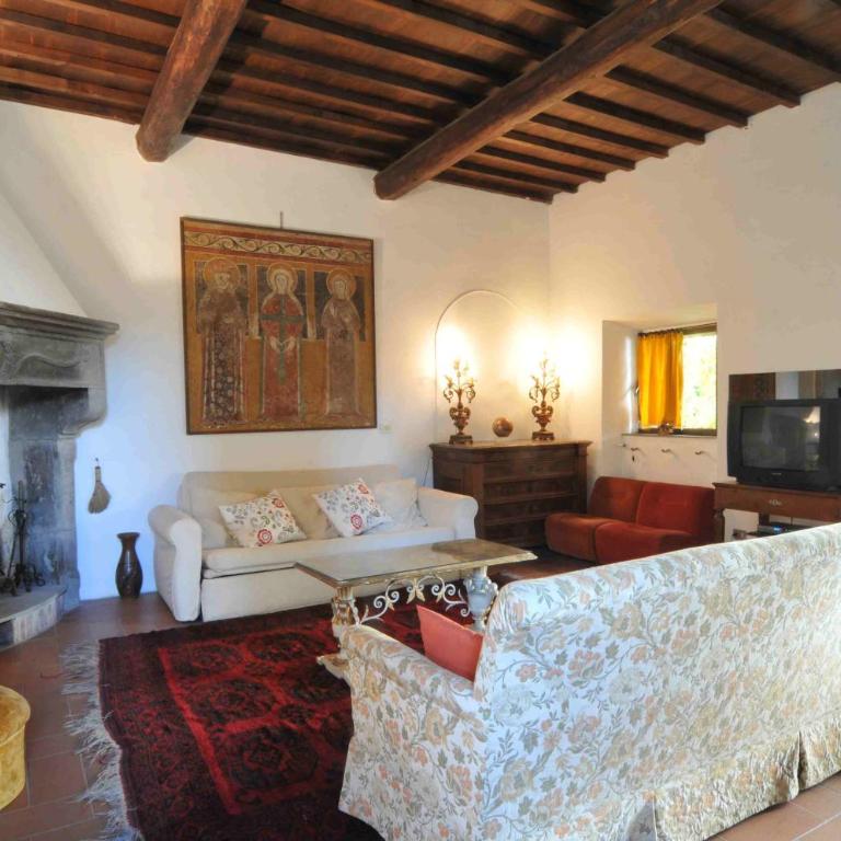 Villa in Private Estate,shared Pool,parking,3km to Ponte Vecchio - Villa - 3