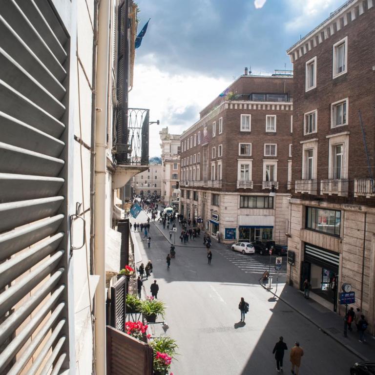 Santa Cecilia Apartment in Via del Corso - Appartamento con 2 Camere da Letto - 27
