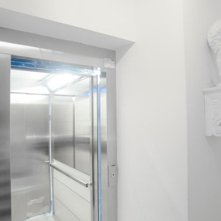 Santa Cecilia Apartment in Via del Corso - Appartamento con 2 Camere da Letto - 22