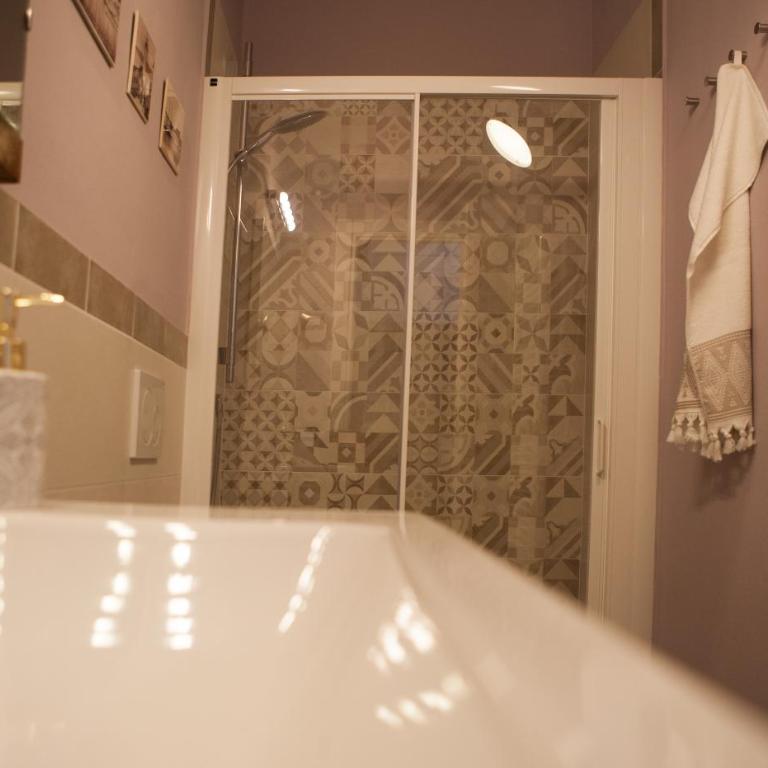 al 28 B&B - Camera Familiare - 4