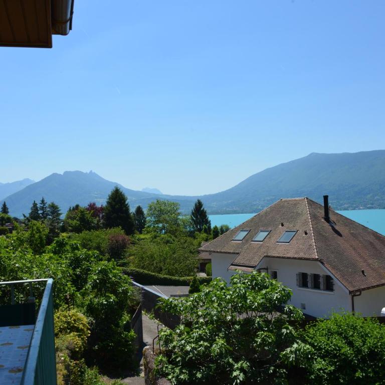 La-Villanelle - Magnifique vue sur le lac, 5 minutes à pied de la plage - Maison de Vacances - 16