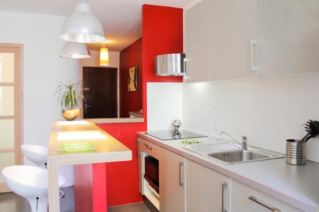 Your Home in Marseille*** - Grand Appartement 2 Chambres - 27