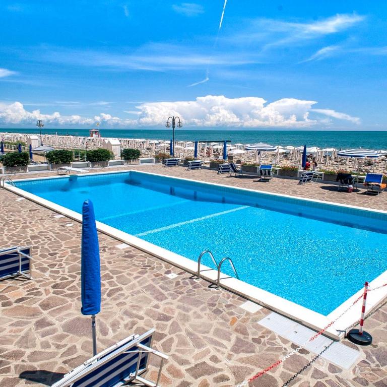 Sea view apartment with swimming pool - Appartamento - 1