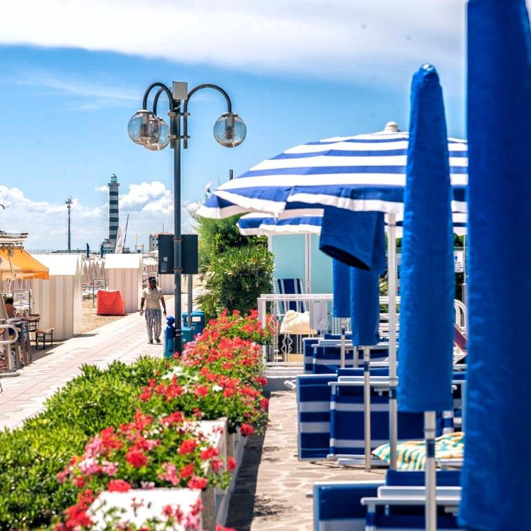Sea view apartment with swimming pool - Appartamento - 28