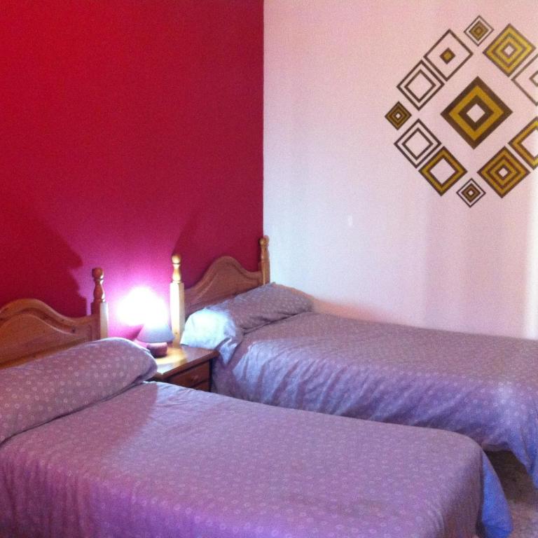Hostal Neptuno - Triple Room - 1