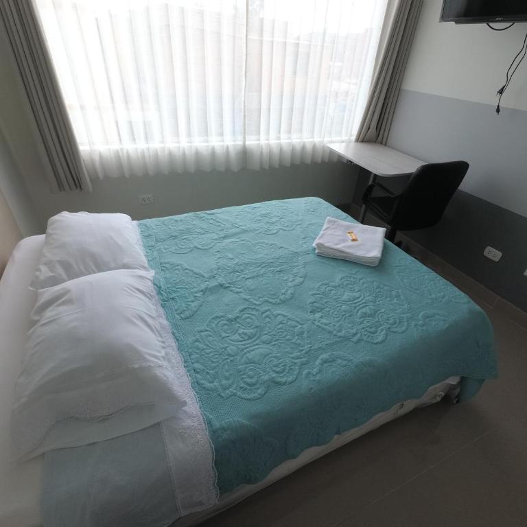 Fragata Camaná - Family Room with Private Bathroom - 3