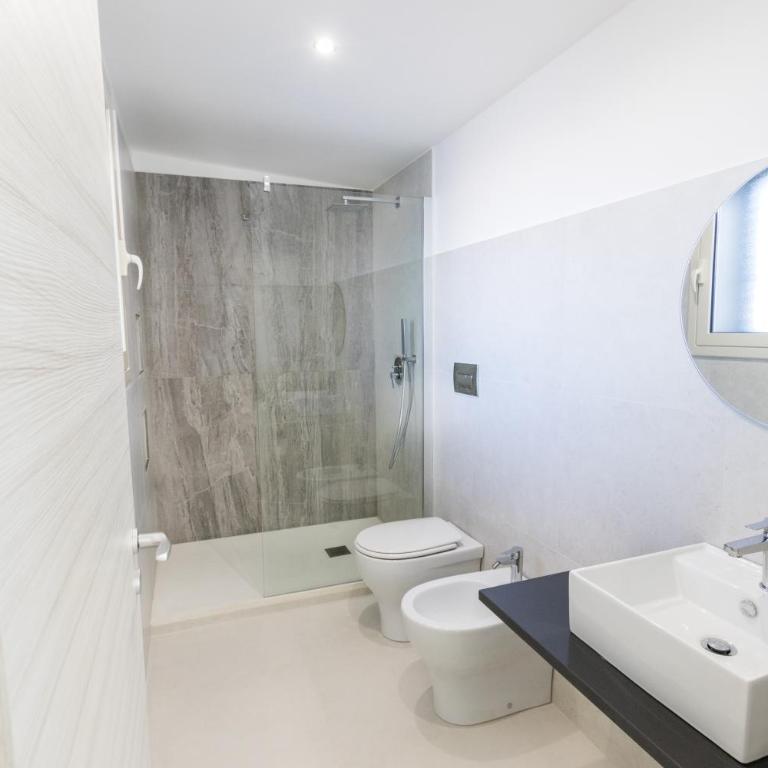 Hybla Major B&B - Camera Tripla con Bagno Privato - 1