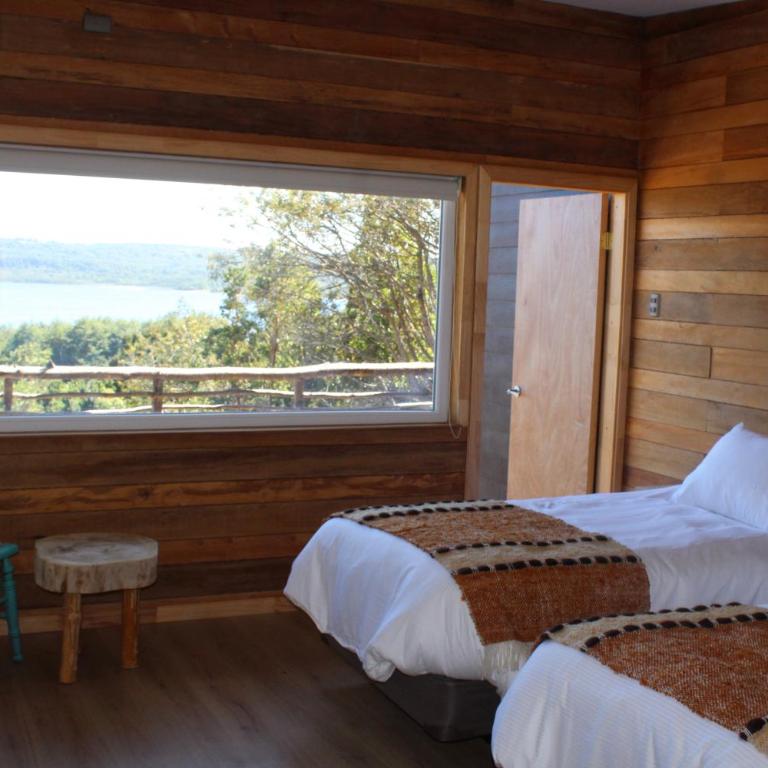 Huillín Lodge - Habitación Doble con vistas al lago - 2 camas individuales - 8