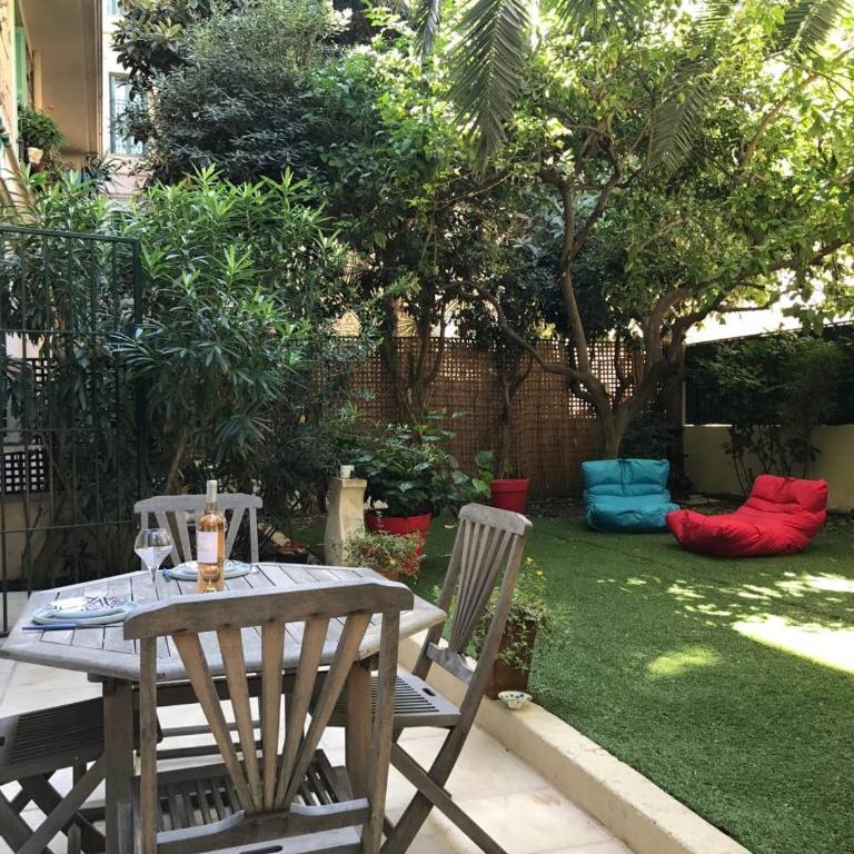 Homelivia, Luxueux Appartement avec Jardin privé - Appartement - Vue sur Jardin - 3