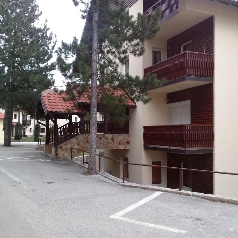 Snow Flake - Apartman sa Pogledom na Planinu - 5