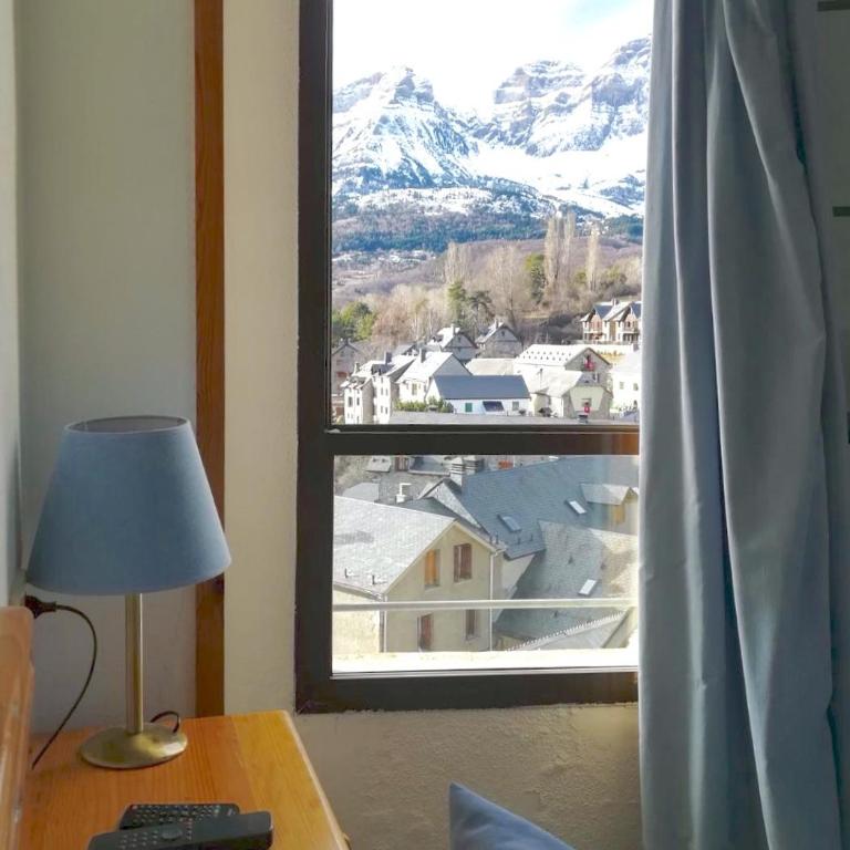 Hotel Mariana - Doppel- oder Zweibettzimmer - 5